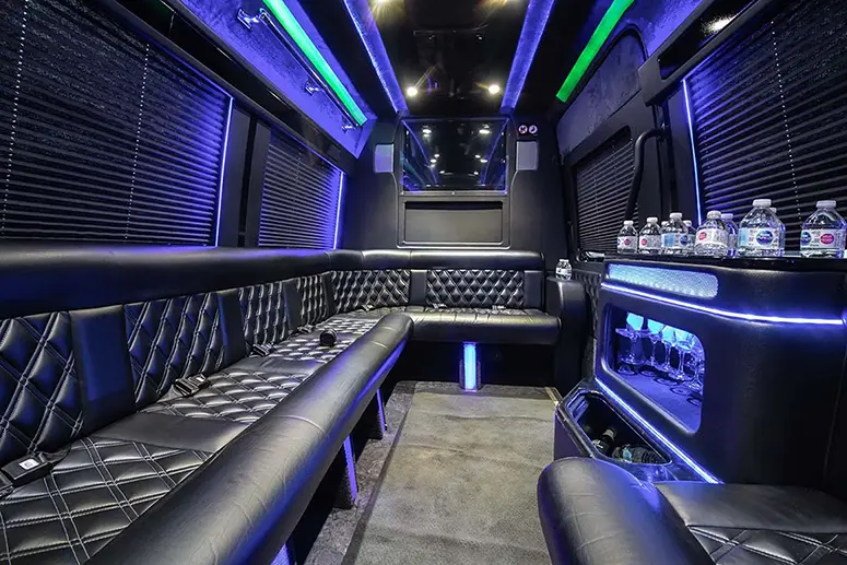 Hamilton airport limo rental